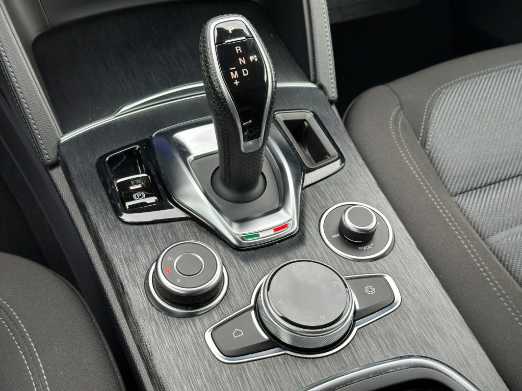 ALFA ROMEO Stelvio 2.2 TD 190cv AT8 Q4 (APP/LED/Navi/Retro) - 21