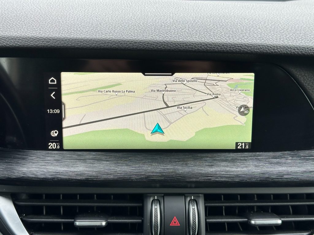 ALFA ROMEO Stelvio 2.2 TD 190cv AT8 Q4 (APP/LED/Navi/Retro) - 10