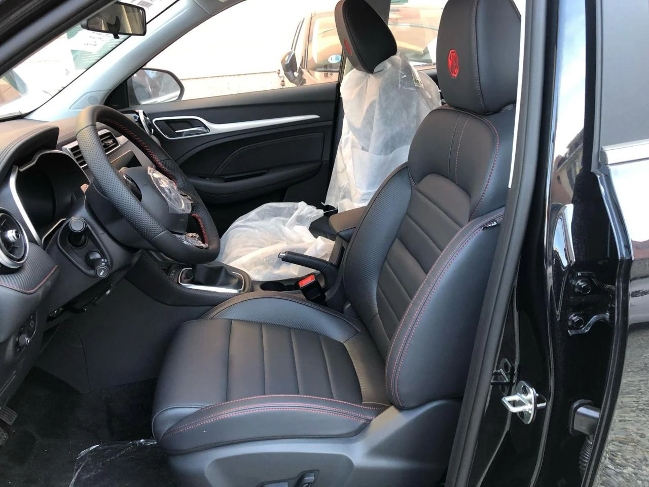 MG ZS Classic 1.5 VTi-tech Luxury - 8