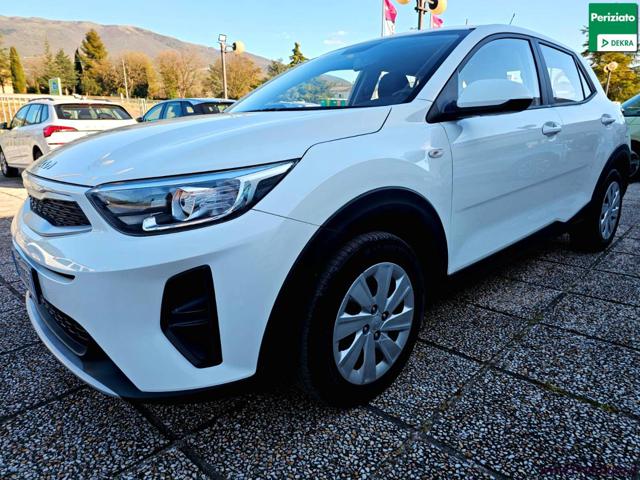 KIA Stonic Bianco pastello