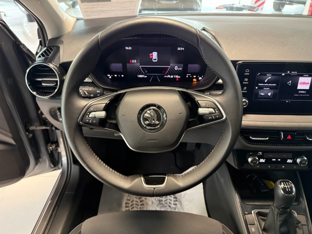 SKODA Fabia 1.0 TSI Style Black Bluetooth DAB+ Smart Link - 7