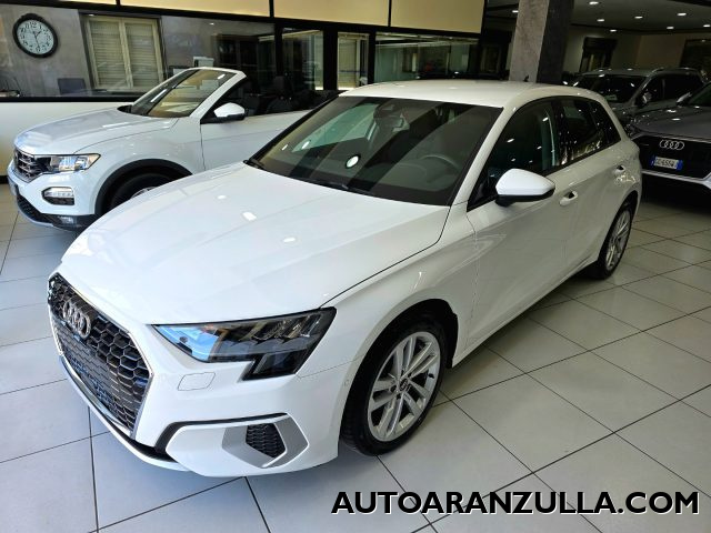 AUDI A3 Bianco pastello