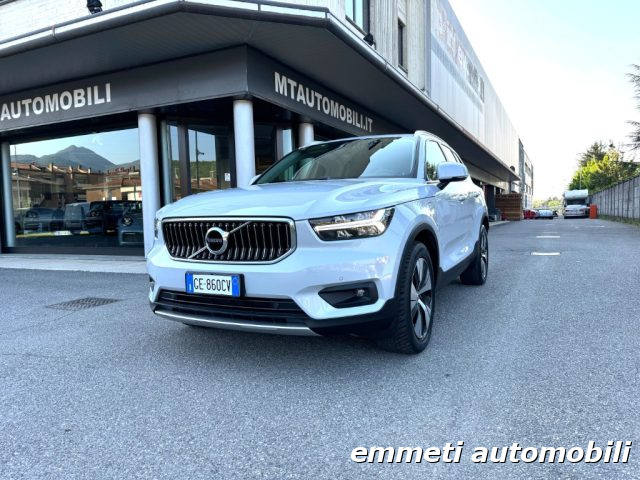 VOLVO XC40 Grigio metallizzato