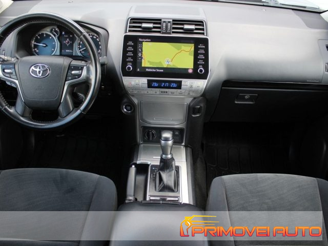 TOYOTA Land Cruiser Grigio scuro metallizzato