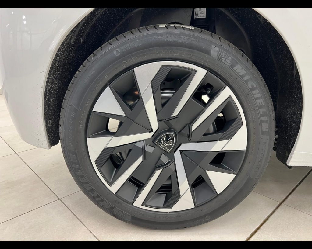 PEUGEOT 208 1.2 puretech Style s&s 100cv - 8