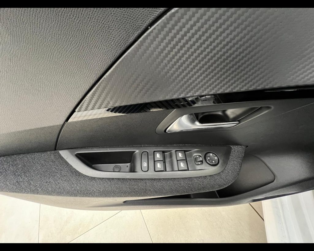 PEUGEOT 208 1.2 puretech Style s&s 100cv - 11