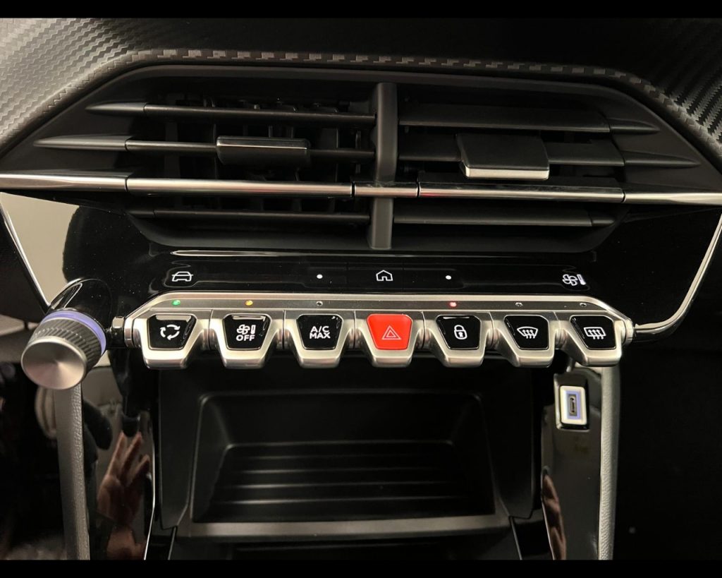 PEUGEOT 208 1.2 puretech Style s&s 100cv - 20