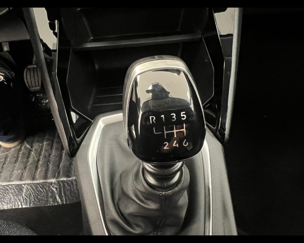 PEUGEOT 208 1.2 puretech Style s&s 100cv - 21