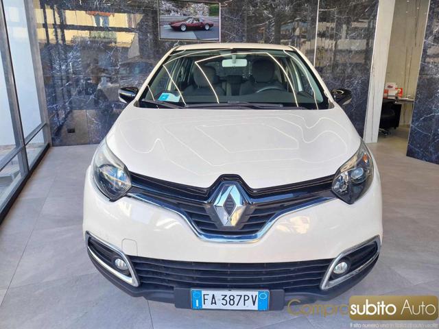 RENAULT Captur Beige pastello