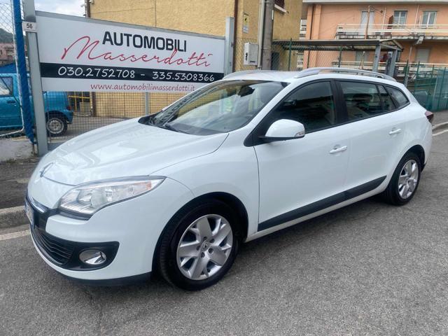 RENAULT Megane Bianco pastello