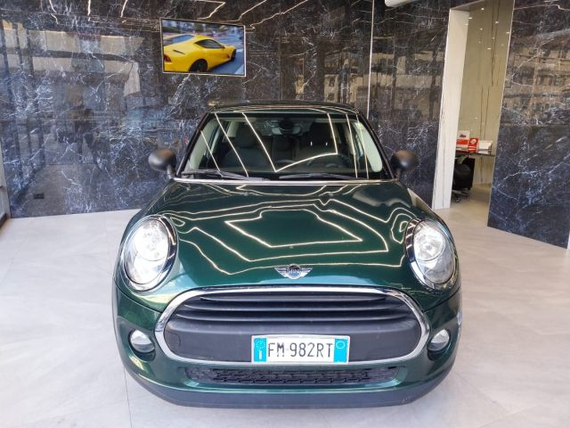 MINI One Green pastel