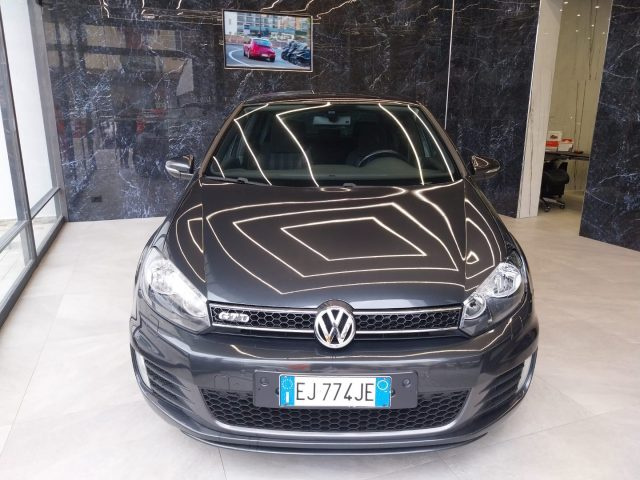 VOLKSWAGEN Golf Argent Pastel