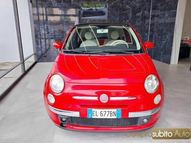 FIAT 500 Rosso pastello