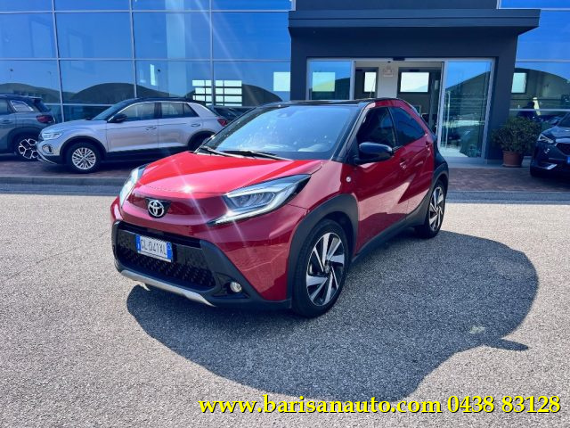 TOYOTA Aygo X Rosso metallizzato