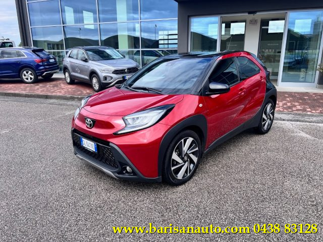 TOYOTA Aygo X Rosso metallizzato