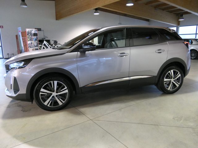 PEUGEOT 3008 Dunkelgrau metallisiert