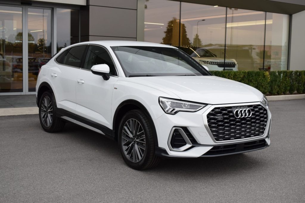 AUDI Q3 40 TDI S line QUATTRO da 439 euro al mese NETTO EX - 7