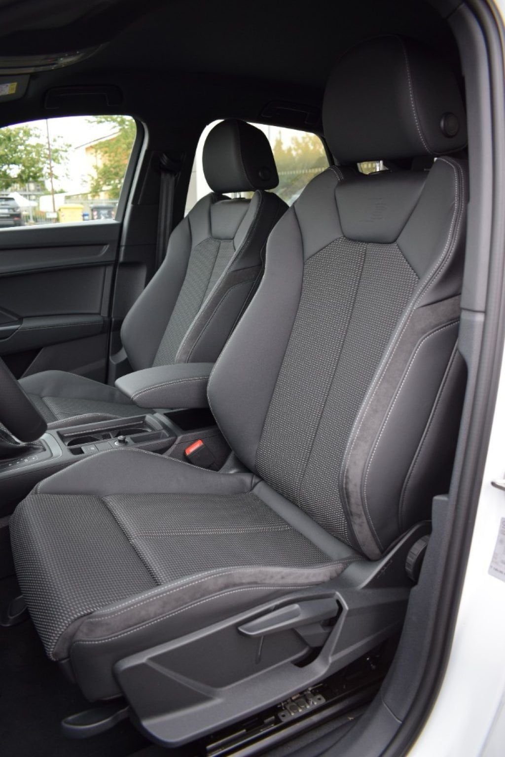 AUDI Q3 40 TDI S line QUATTRO da 439 euro al mese NETTO EX - 11