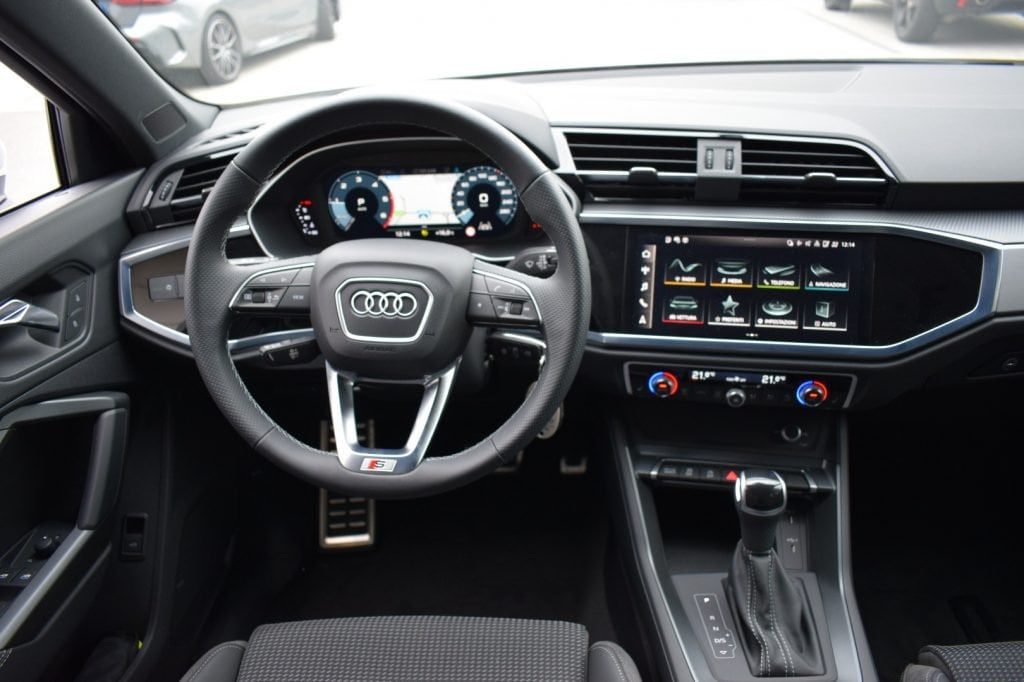 AUDI Q3 40 TDI S line QUATTRO da 439 euro al mese NETTO EX - 13