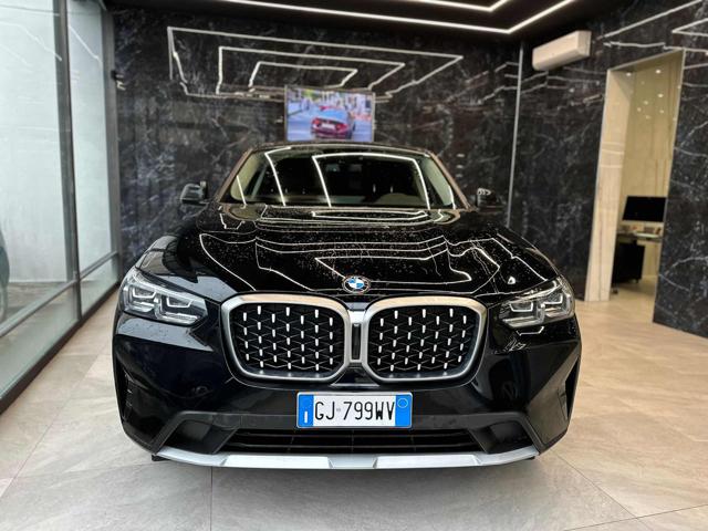 BMW X4 Black pastel