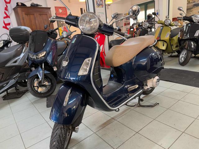 PIAGGIO Vespa GTS 250 Blu metallizzato