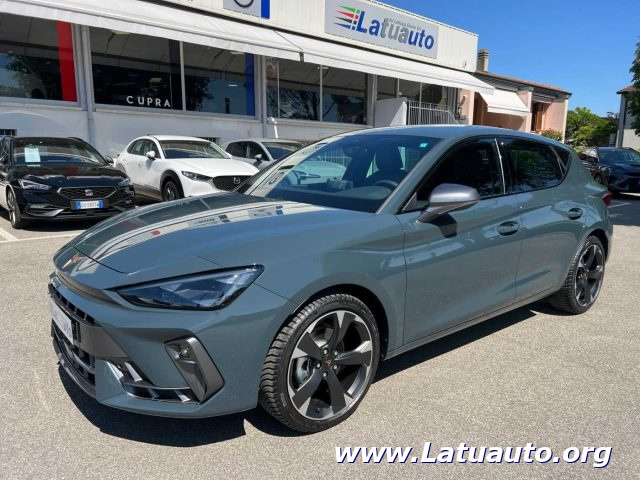 CUPRA Leon Grigio pastello
