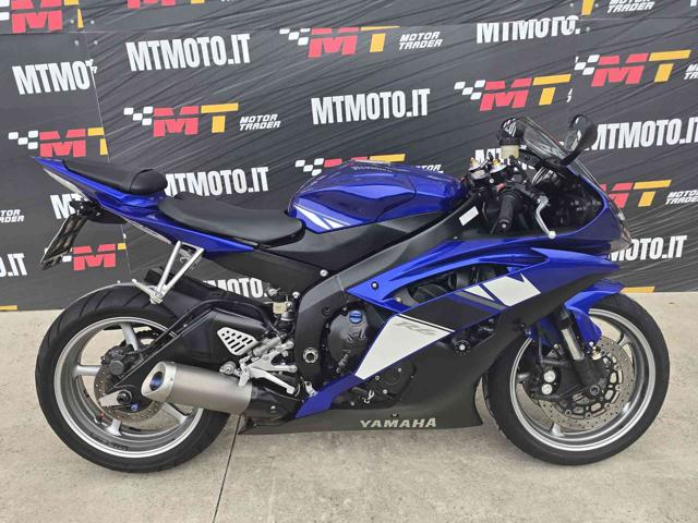 YAMAHA YZF R6 Blu metallizzato