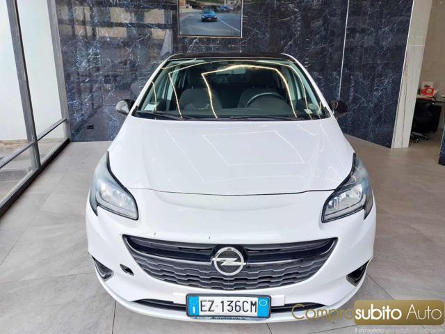 OPEL Corsa Bianco pastello