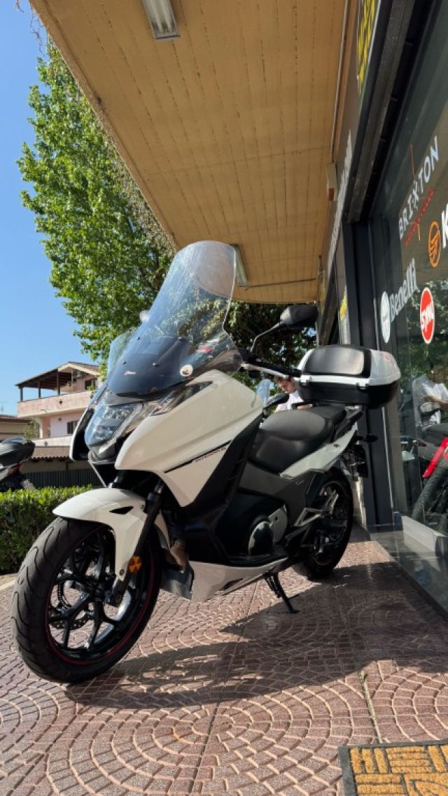 HONDA Integra 750 Antracite pastello