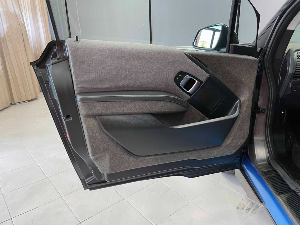 BMW i3 60AH RANGE EXTENDER - 44