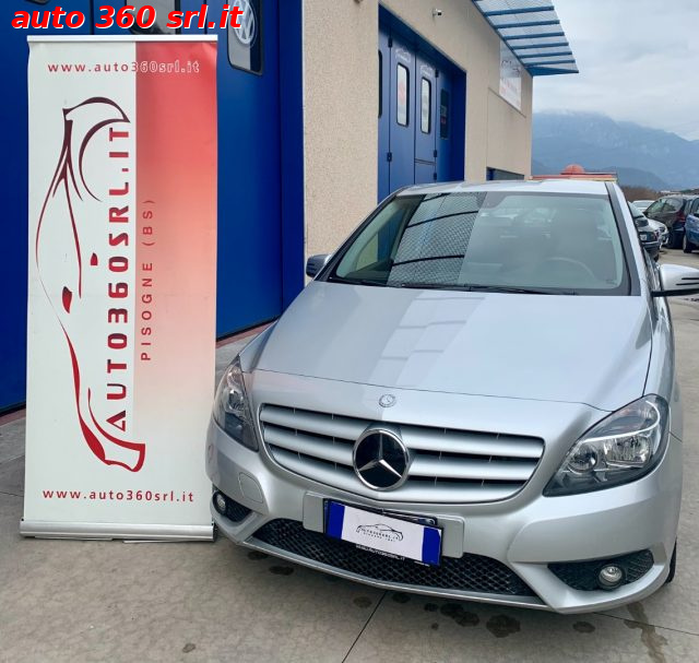 MERCEDES-BENZ B 180 Argento metallizzato