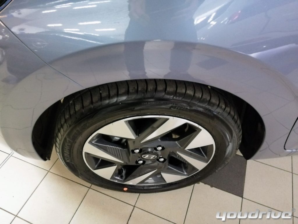 HYUNDAI i10 / 1.0 MPI Connectline MY25 - 10