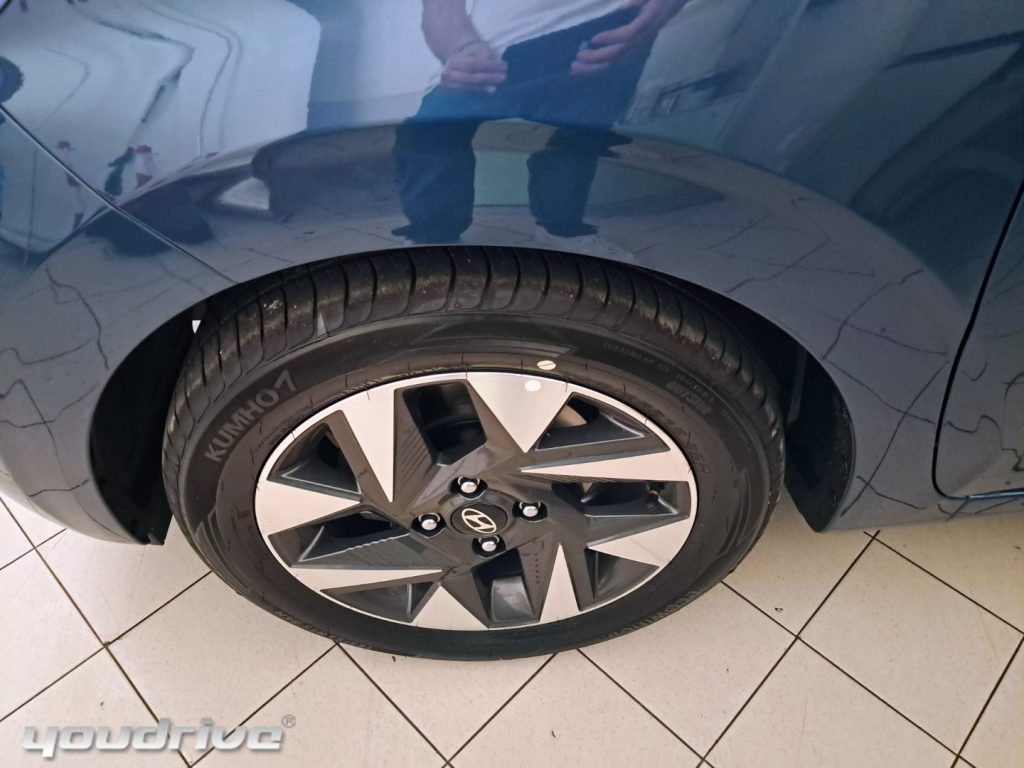 HYUNDAI i10 / 1.0 MPI Connectline + GPL MY25 - 16