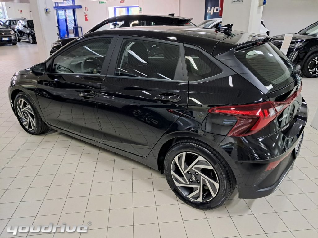 HYUNDAI i20 / 1.2 MPI MT Techline + GPL MY25 - 3