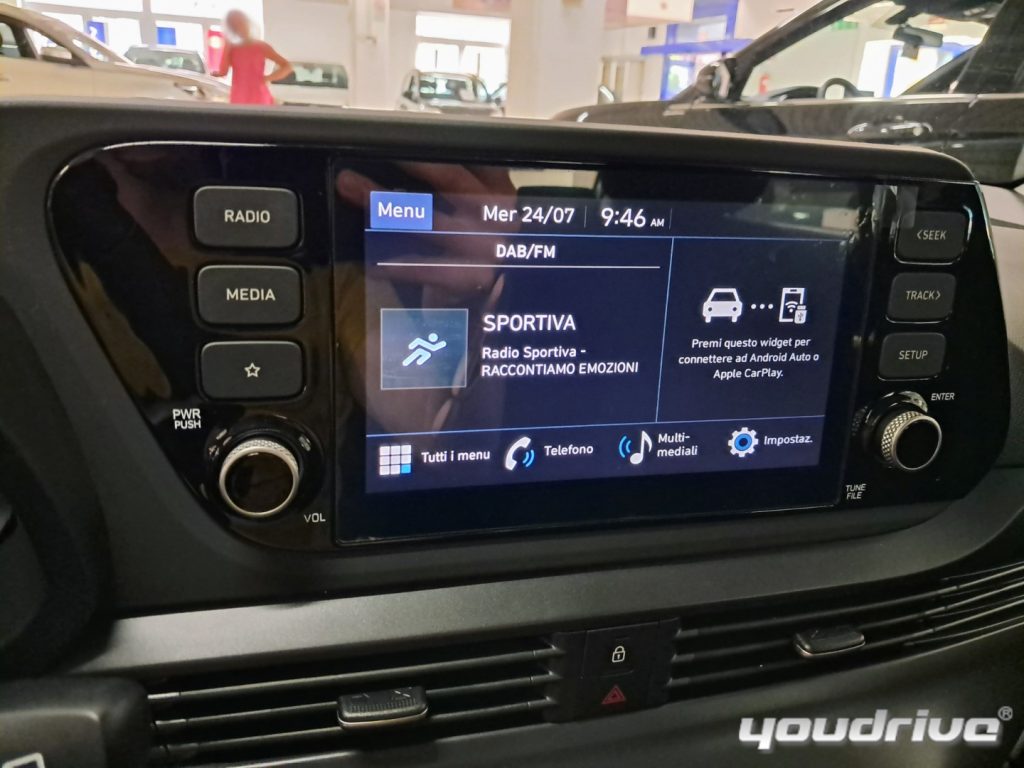 HYUNDAI i20 / 1.2 MPI MT Techline + GPL MY25 - 13