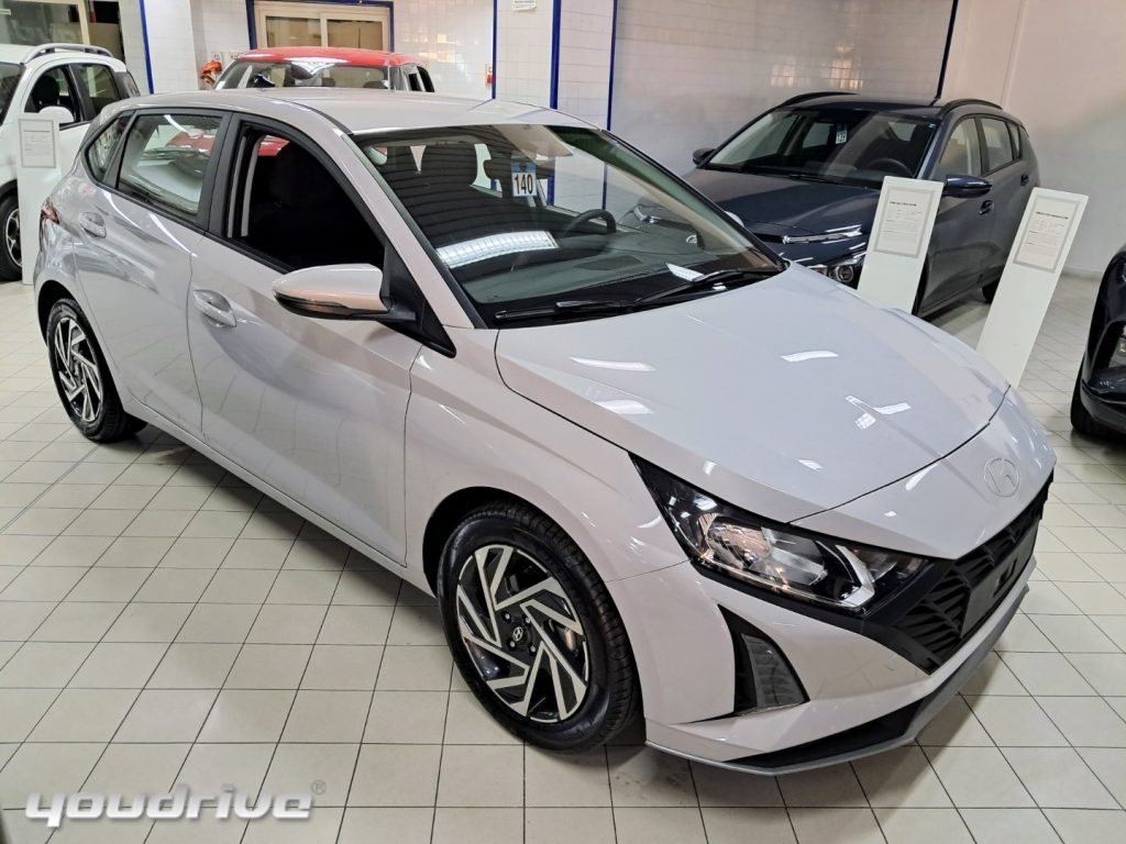 HYUNDAI i20 / 1.0 T-GDI 48V MT Connectline MY25 - 22