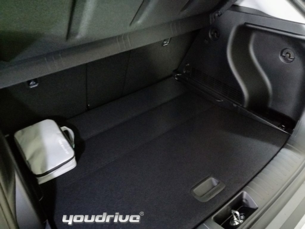 HYUNDAI Kona / 1.0 T-GDI XTech - 20