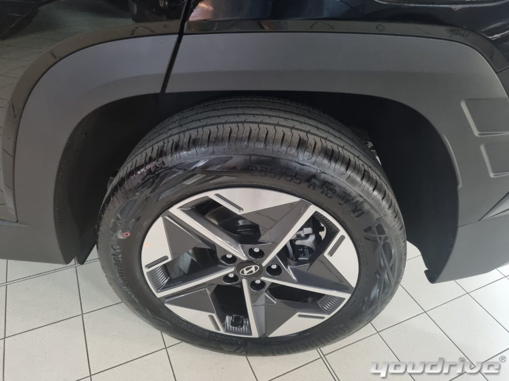 HYUNDAI Tucson / 1.6 T-GDI 48V XTech - 24