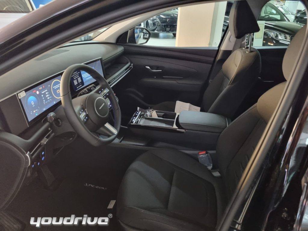 HYUNDAI Tucson / 1.6 T-GDI 48V XTech - 8