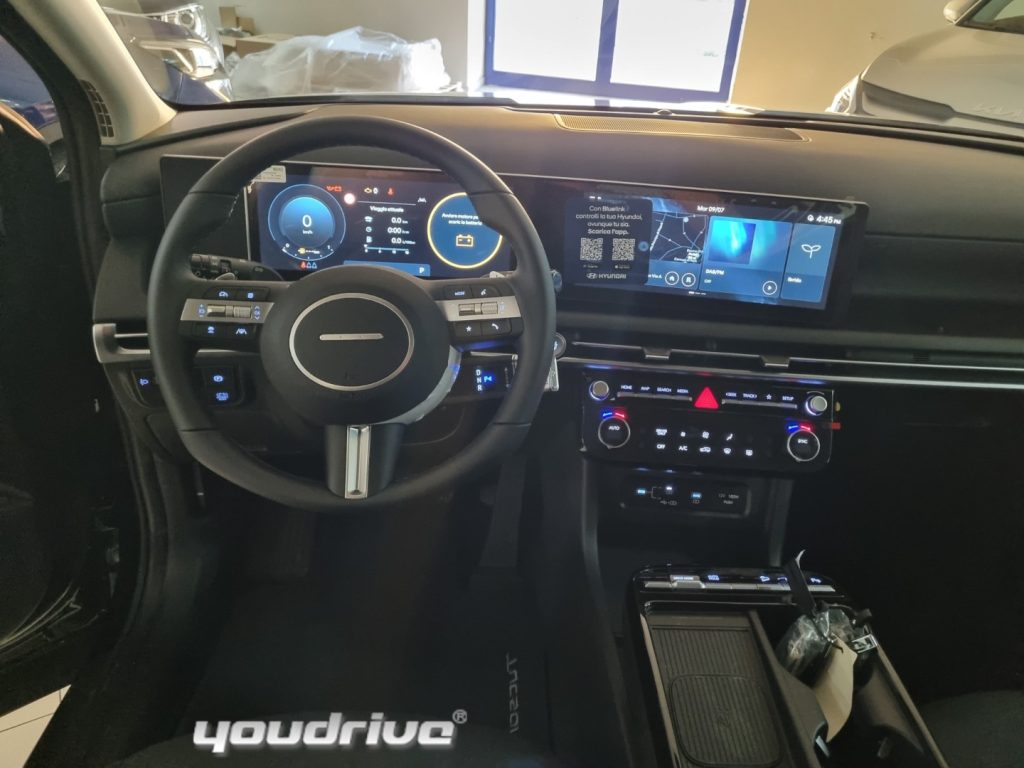 HYUNDAI Tucson / 1.6 T-GDI 48V XTech - 18