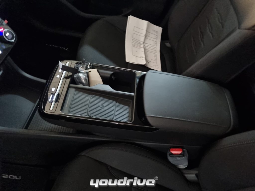 HYUNDAI Tucson / 1.6 T-GDI 48V XTech - 15