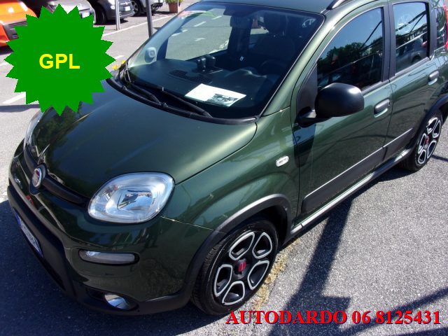 FIAT Panda verde toscana metallizzato