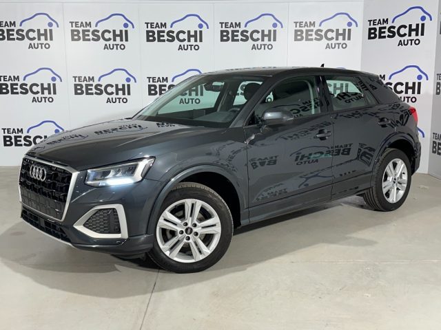 AUDI Q2 grigio Manhattan pastello