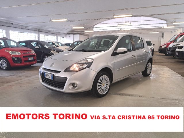 RENAULT Clio Argento metallizzato