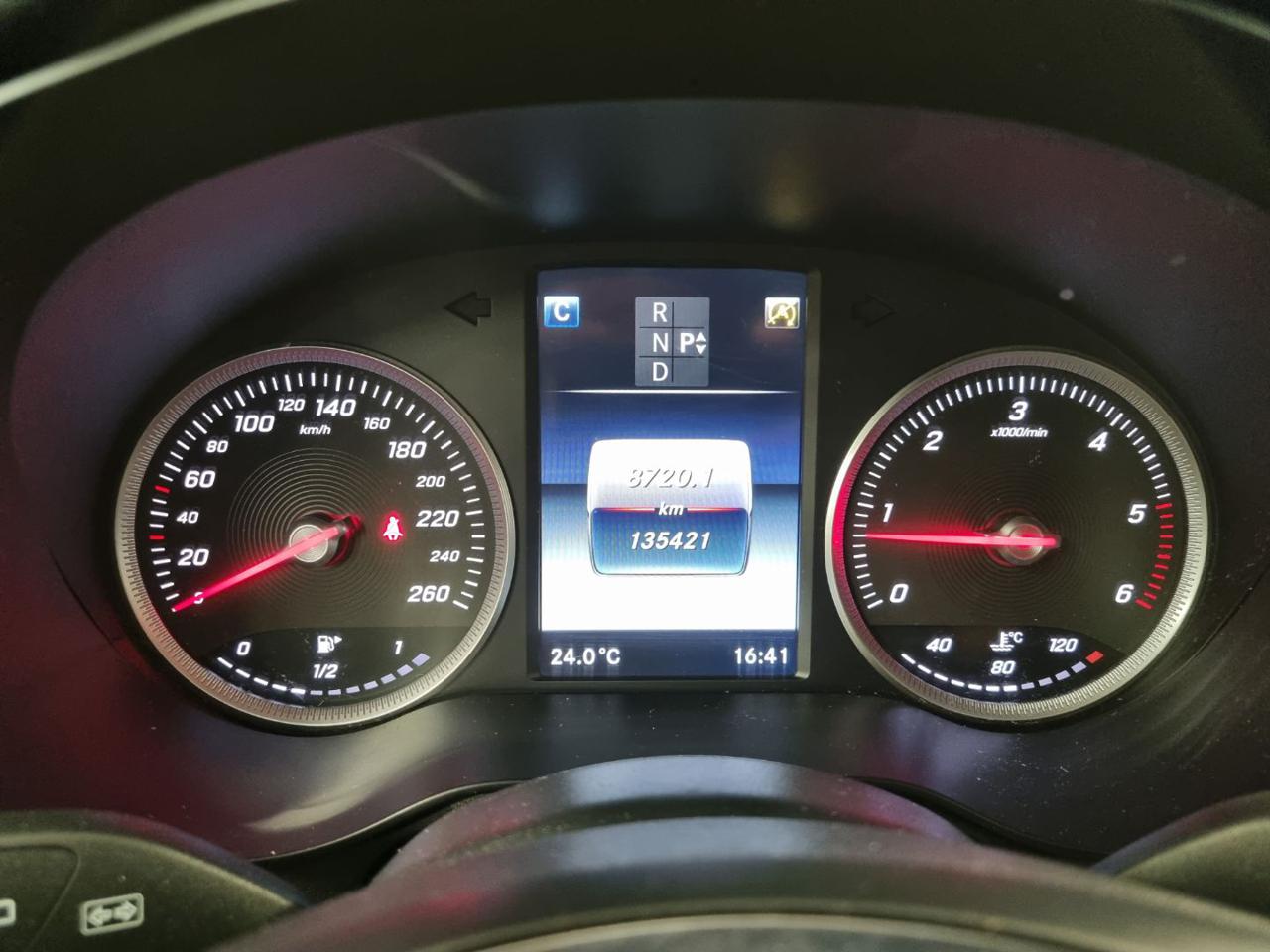 MERCEDES-BENZ GLC 220 d 4Matic Exclusive - 5