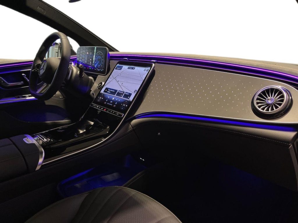 MERCEDES-BENZ EQE 350 4Matic Premium Plus - 13