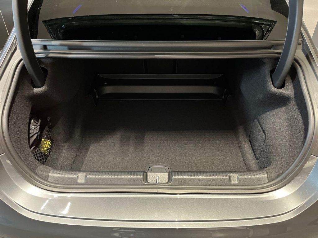 MERCEDES-BENZ EQE 350 4Matic Premium Plus - 12