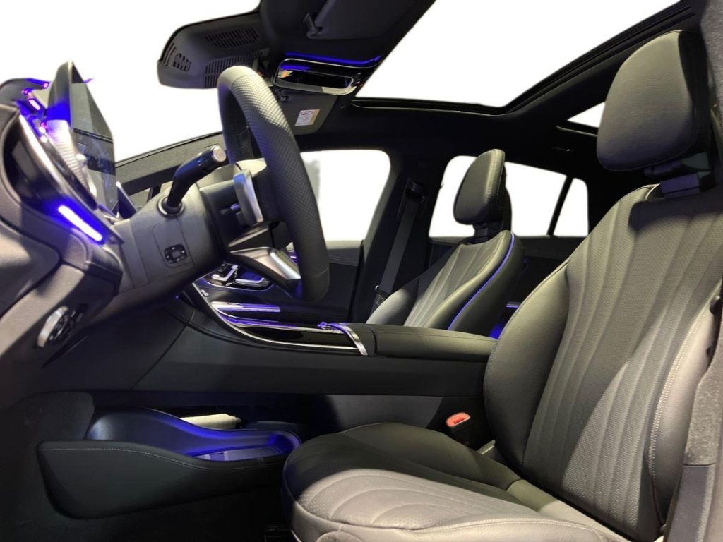 MERCEDES-BENZ EQE 350 4Matic Premium Plus - 9