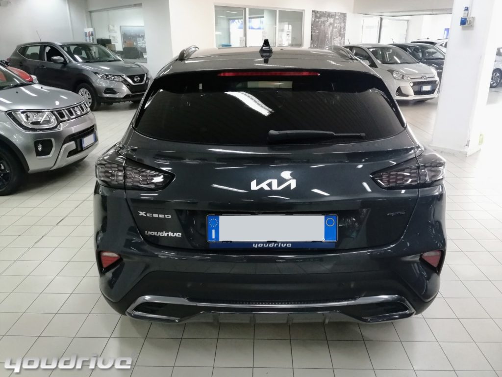 KIA XCeed / 1.5 T-GDi 140 CV MHEV MT Business - 4