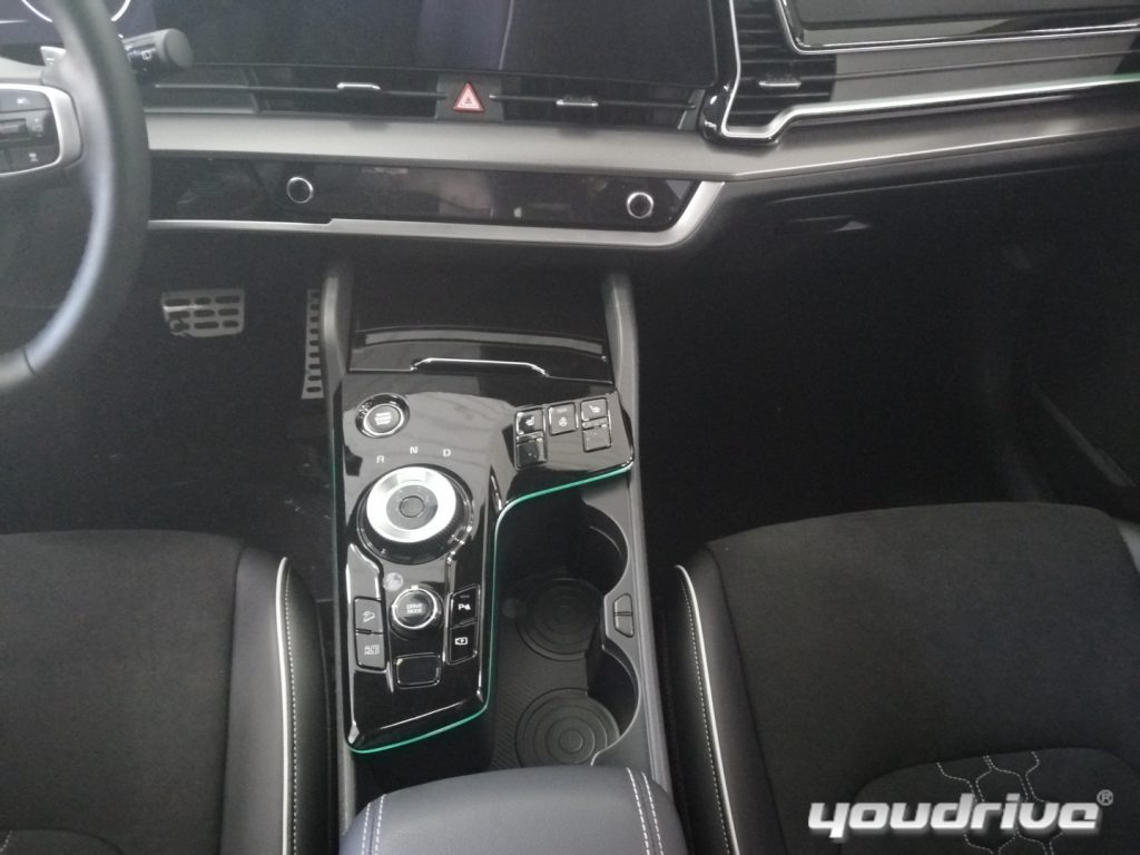 KIA Sportage / 1.6 TGDI MILD HYBRID BENZINA - 11